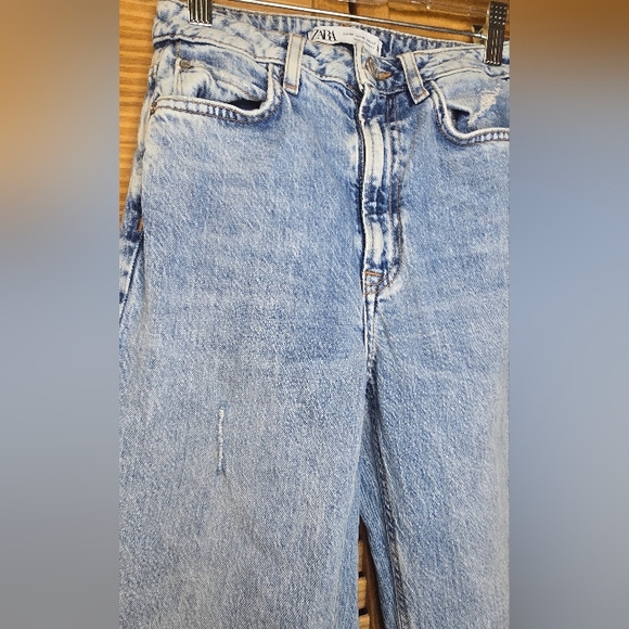 Zara Womens Acid Washed Distressed Blue Jeans, Size 2 - Picture 4 of 7